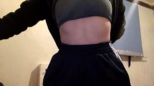 Snapshot of Bellababexox chatting on December 4, 2025, 6:34 am Bellababexox online show from December 4, 2025, 6:34 am