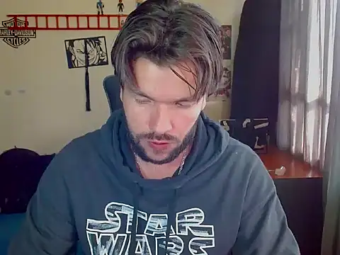 cortelioni massimo  online show from October 31, 2025, 9:32 pm