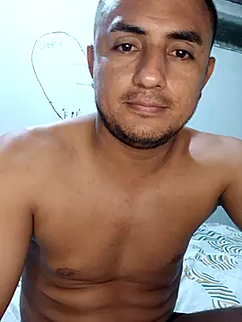 Geral Yeraldyn09 online show from October 10, 2025, 12:55 am