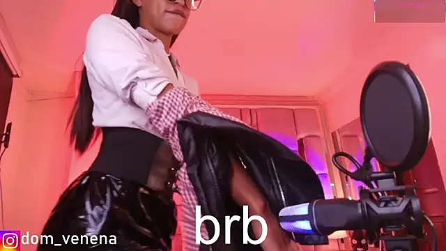 Dom venena online show from February 10, 2026, 8:30 pm