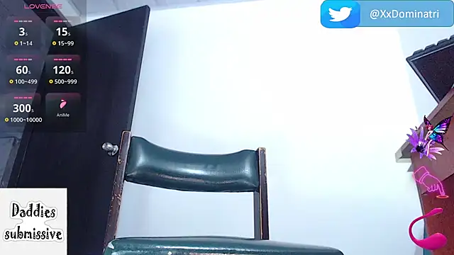 XDominatriX online show from July 16, 2026, 8:39 pm