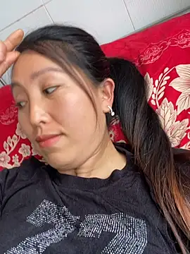 Huong-Ly online show from March 22, 2026, 6:37 am