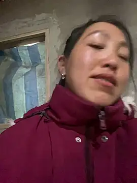 Huong-Ly online show from February 2, 2026, 4:22 am