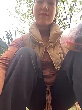 Huong-Ly online show from February 13, 2026, 6:35 am