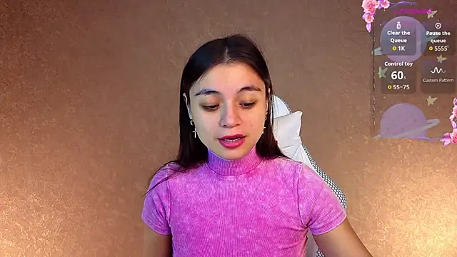 Leila Hefner online show from October 8, 2025, 2:24 am