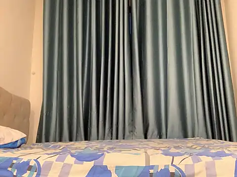 AnnaCR666 online show from June 7, 2026, 11:37 am
