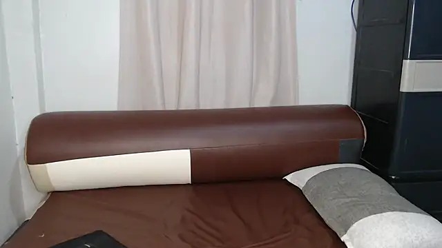 Snapshot of kiara_smieth chatting on December 14, 2025, 11:49 am kiara smieth online show from December 14, 2025, 11:49 am