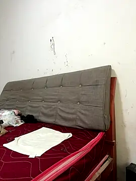 crhong666 online show from December 1, 2025, 12:22 am