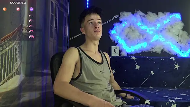 Snapshot of SirReed chatting on November 29, 2025, 4:01 am SirReed online show from November 29, 2025, 4:01 am