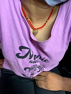 Snapshot of the_Shinchan@xh chatting on September 12, 2025, 6:07 pm the Shinchanxh online show from September 12, 2025, 6:07 pm