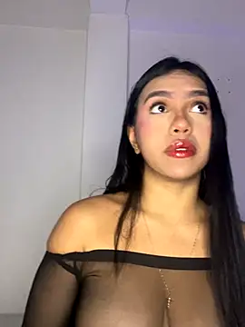 Snapshot of Michelle_johnson_ chatting on October 18, 2025, 5:15 pm Michelle johnson online show from October 18, 2025, 5:15 pm