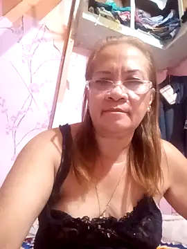 Snapshot of vickyhot1966 chatting on December 15, 2025, 7:41 pm vickyhot1966 online show from December 15, 2025, 7:41 pm