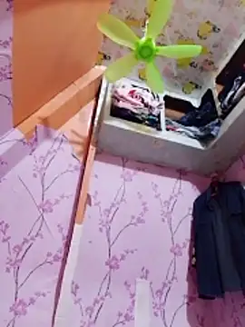 Snapshot of vickyhot1966 chatting on February 25, 2026, 10:20 pm vickyhot1966 online show from February 25, 2026, 10:20 pm