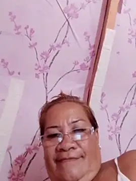 Snapshot of vickyhot1966 chatting on November 29, 2025, 6:24 am vickyhot1966 online show from November 29, 2025, 6:24 am