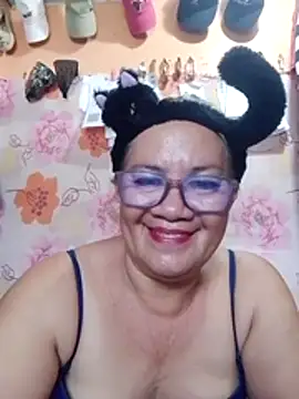Snapshot of vickyhot1966 chatting on August 6, 2026, 8:42 am vickyhot1966 online show from August 6, 2026, 8:42 am