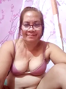 Snapshot of vickyhot1966 chatting on October 11, 2025, 7:20 am vickyhot1966 online show from October 11, 2025, 7:20 am