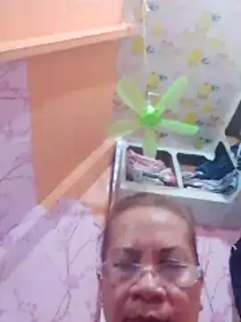 Snapshot of vickyhot1966 chatting on February 8, 2026, 5:16 am vickyhot1966 online show from February 8, 2026, 5:16 am