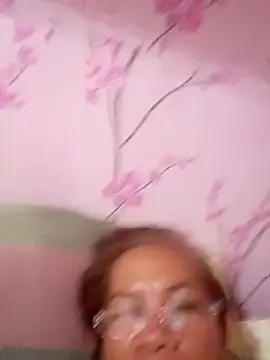 Snapshot of vickyhot1966 chatting on November 19, 2025, 10:59 am vickyhot1966 online show from November 19, 2025, 10:59 am