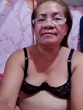 Snapshot of vickyhot1966 chatting on February 20, 2026, 6:48 am vickyhot1966 online show from February 20, 2026, 6:48 am