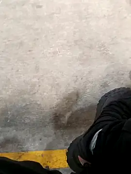 Snapshot of juan7305 chatting on November 10, 2025, 8:25 pm juan7305 online show from November 10, 2025, 8:25 pm