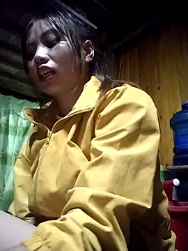 Snapshot of Dung-Thao19 chatting on October 23, 2025, 11:25 pm Dung-Thao19 online show from October 23, 2025, 11:25 pm