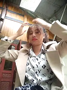 Snapshot of Dung-Thao19 chatting on October 26, 2025, 5:52 am Dung-Thao19 online show from October 26, 2025, 5:52 am