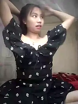 Snapshot of Dung-Thao19 chatting on October 11, 2025, 11:17 pm Dung-Thao19 online show from October 11, 2025, 11:17 pm