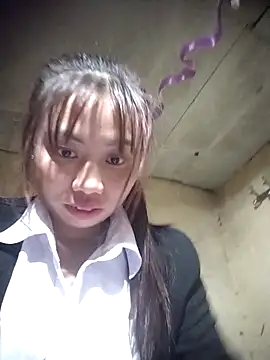 Snapshot of Dung-Thao19 chatting on December 17, 2025, 5:07 pm Dung-Thao19 online show from December 17, 2025, 5:07 pm