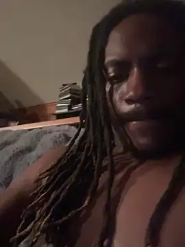 Snapshot of Oochiewallie chatting on February 18, 2026, 6:11 am Oochiewallie online show from February 18, 2026, 6:11 am