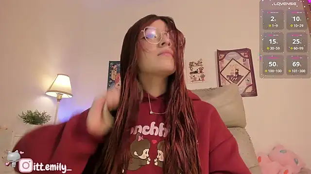 Snapshot of emily_uwu0 chatting on February 28, 2026, 3:06 am emily uwu0 online show from February 28, 2026, 3:06 am