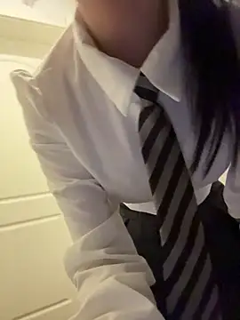 xixi gougou online show from November 23, 2025, 3:44 pm