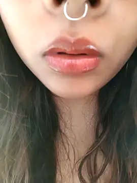 Snapshot of Hott_Muskan chatting on November 20, 2025, 8:48 am Hott Muskan online show from November 20, 2025, 8:48 am