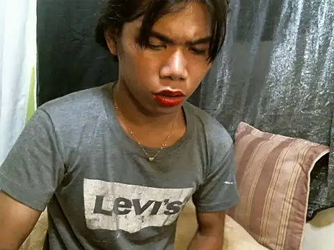 alezandraxx online show from October 15, 2025, 11:13 pm