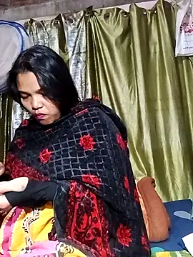 Snapshot of BOBITA_1 chatting on December 18, 2025, 4:06 am BOBITA 1 online show from December 18, 2025, 4:06 am