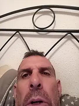 gigolobcn online show from March 15, 2026, 6:42 am