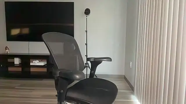 roxyheartley online show from March 3, 2026, 10:17 pm