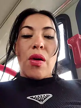 angelicroose2 online show from November 28, 2025, 8:20 pm