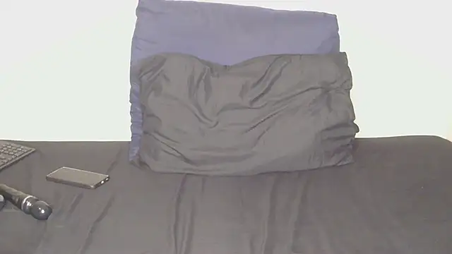 Snapshot of CherieBlushX chatting on March 19, 2026, 9:53 am CherieBlushX online show from March 19, 2026, 9:53 am