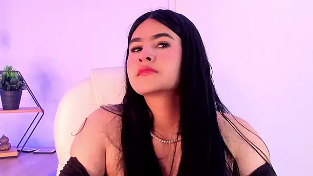 Snapshot of Emma__clark_ chatting on November 28, 2025, 12:49 pm Emma clark online show from November 28, 2025, 12:49 pm