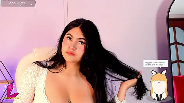 Snapshot of Emma__clark_ chatting on October 27, 2025, 12:17 pm Emma clark online show from October 27, 2025, 12:17 pm