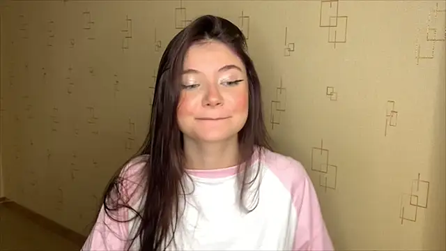 Snapshot of may_rollins chatting on November 19, 2025, 1:22 pm may rollins online show from November 19, 2025, 1:22 pm