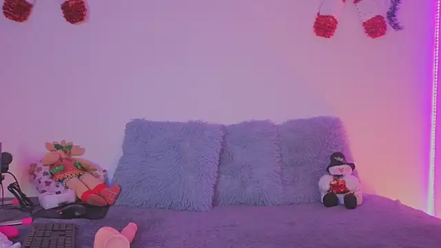 Lolarosesxs online show from December 4, 2025, 10:53 pm