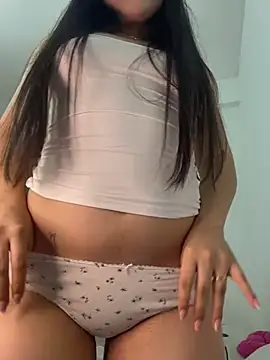 Snapshot of dulceangel__ chatting on August 3, 2026, 3:25 am dulceangel online show from August 3, 2026, 3:25 am