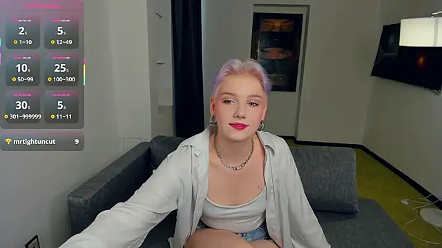 Snapshot of OdelynaAsp chatting on September 14, 2025, 11:10 am OdelynaAsp online show from September 14, 2025, 11:10 am