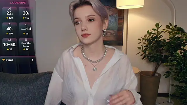 Snapshot of OdelynaAsp chatting on November 19, 2025, 11:43 am OdelynaAsp online show from November 19, 2025, 11:43 am