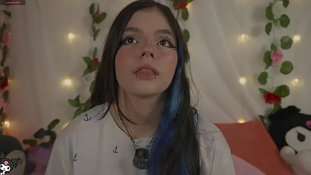 Snapshot of cutee_andrea chatting on July 12, 2026, 3:07 am cutee andrea online show from July 12, 2026, 3:07 am