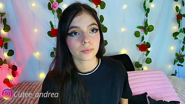 Snapshot of cutee_andrea chatting on October 20, 2025, 3:19 am cutee andrea online show from October 20, 2025, 3:19 am