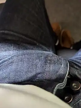 Snapshot of Silver_Power chatting on December 1, 2025, 8:37 am Silver Power online show from December 1, 2025, 8:37 am