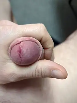 Snapshot of Silver_Power chatting on November 26, 2025, 4:29 pm Silver Power online show from November 26, 2025, 4:29 pm