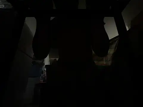 GirThyDock online show from November 17, 2025, 10:52 am